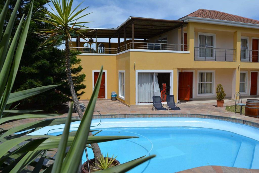 Natalie Guesthouse Bloubergstrand Eksteriør billede