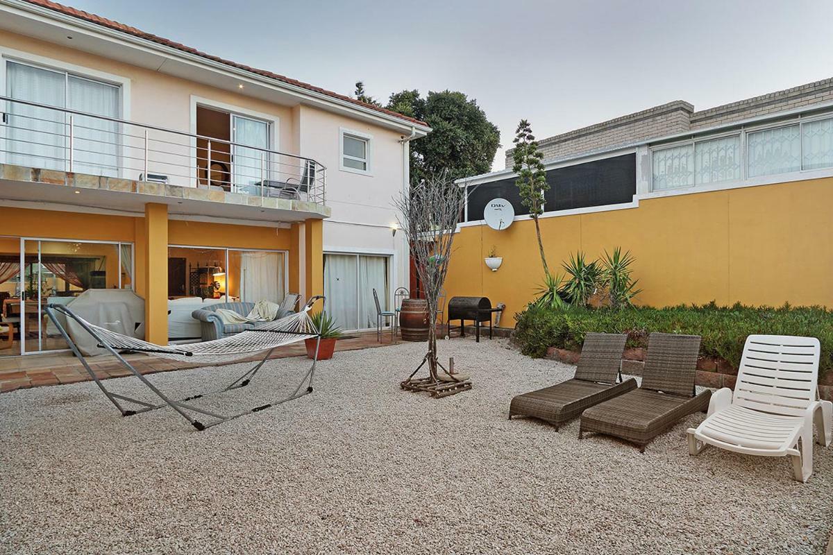 Natalie Guesthouse Bloubergstrand Eksteriør billede